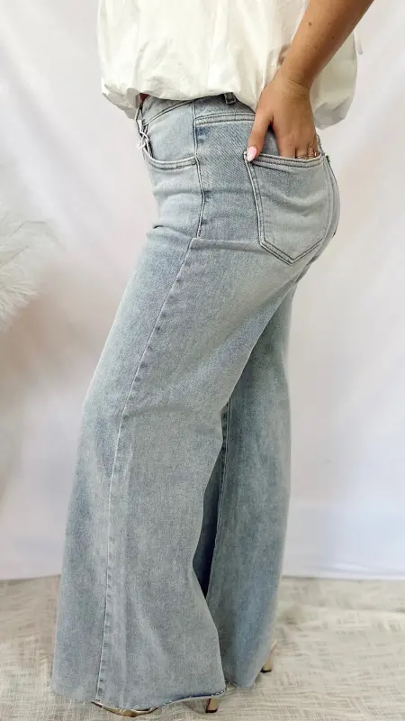 The Dakota Jeans-7888650993734